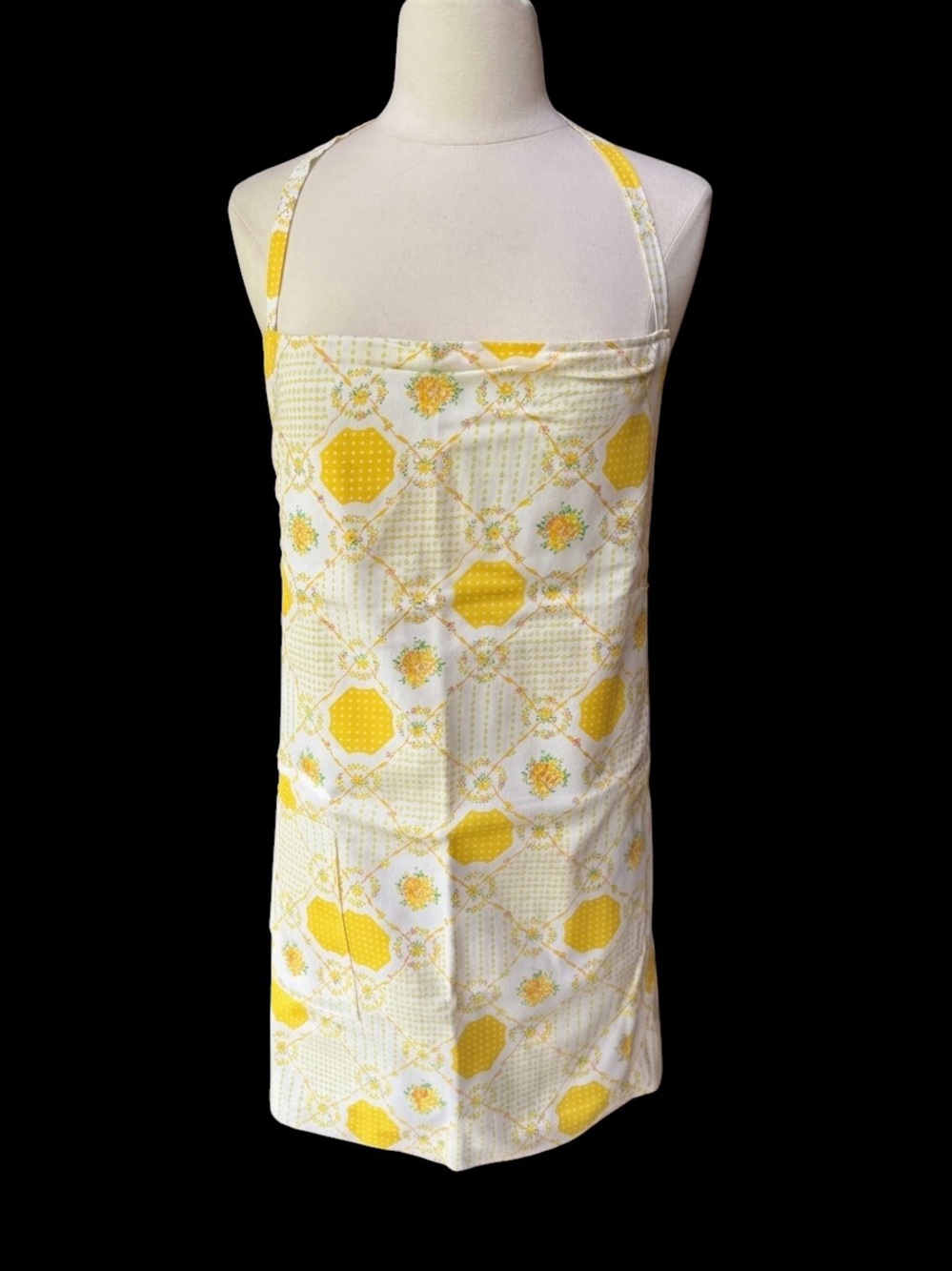 1960s/70s Handmade Yellow Rose Tile Patchwork Lattice Pattern Pillowcase Apron